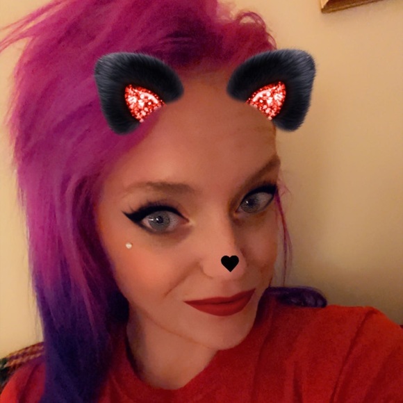 Meet your Posher, Casey - Picture 2 of 2